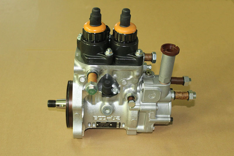 PC400-7喷油泵